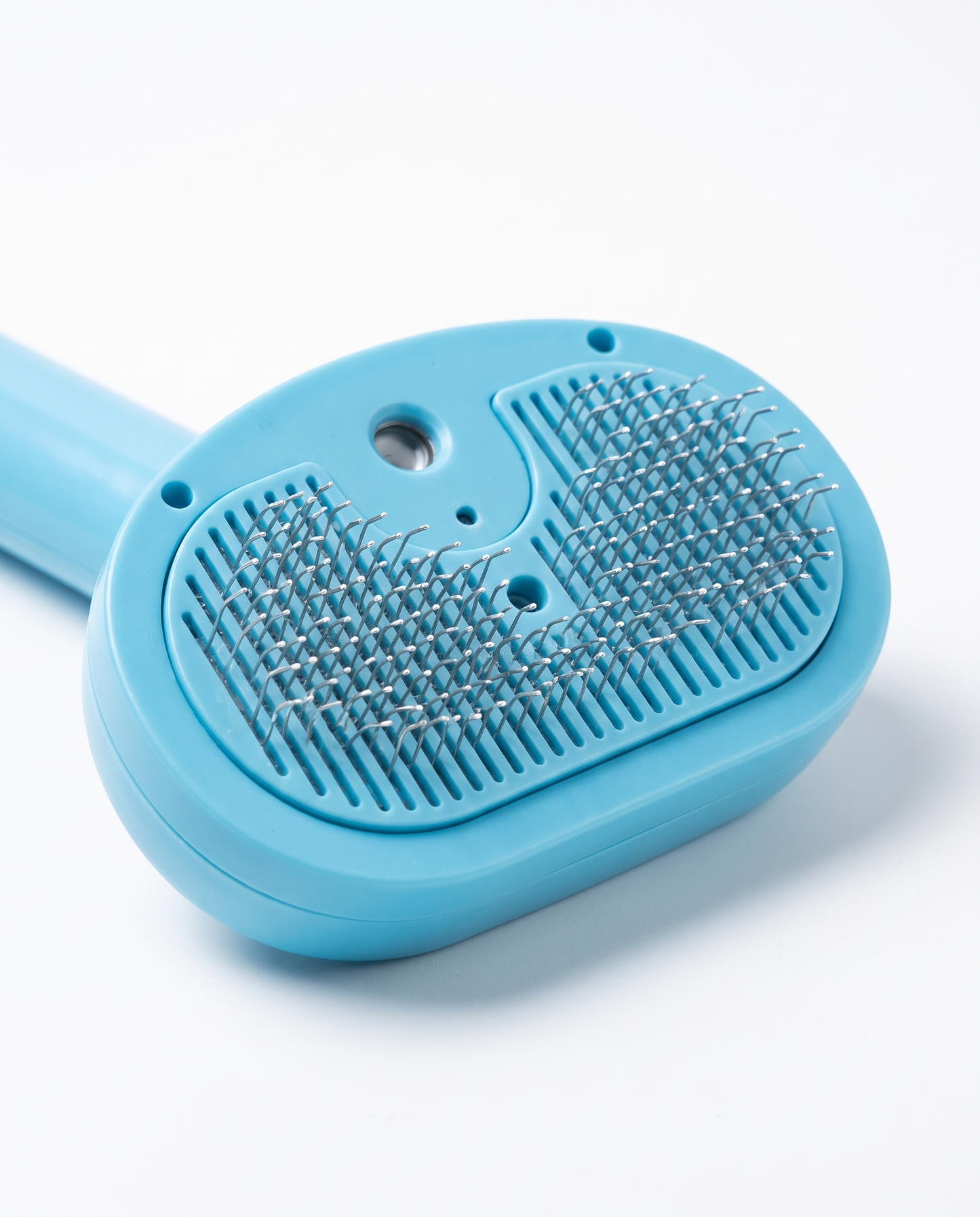 Vapor-Glow Self-Cleaning Misting Slicker Brush