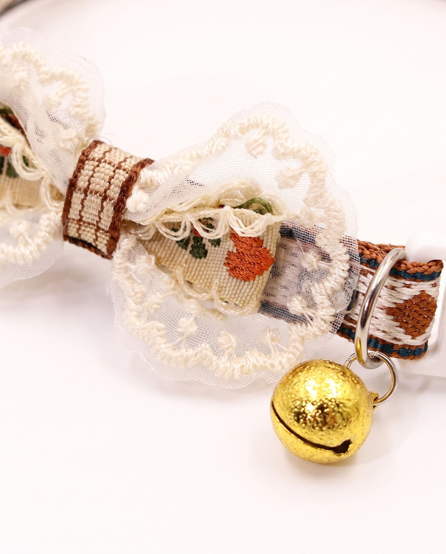 Cottage Lace Bow Pet Collar with Gold Bell