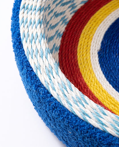 Sweet Dreams Woven Scratch Nest