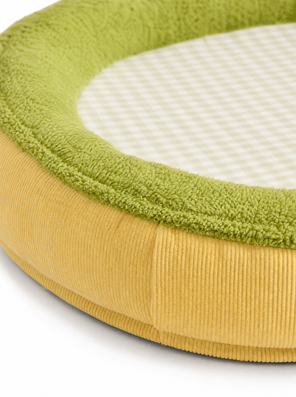 Granny Smith Snuggle Bed