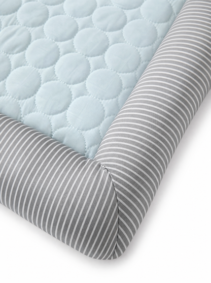 Soft Sky Quilted Lounger